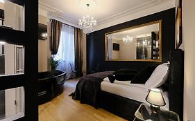 Ben Akiba Luxury Suites